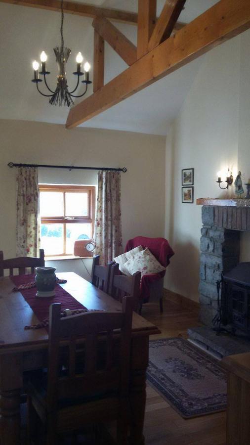 Limerick Junction Hazel Cottage חדר תמונה